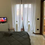 Mini Lambro