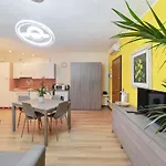 Best Way Rent - Appartamento Con Terrazzo Zona Sempione