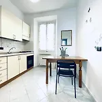 Milan Apartments In Navigli Heart