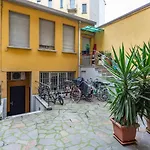 Piazza Aspromonte & M1 Loreto Cozy Apartment