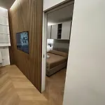 Bilocale Luxury A 50 Mt Dalla Stazione Di Milano
