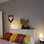 Milano Collection: Santa Marta