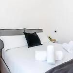 Joivy Charming Flat Near Duomo Di Milano
