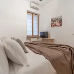 The Best Rent - Spacious Three-Bedroom Apartment In Moscova