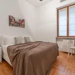 The Best Rent - Spacious Three-Bedroom Apartment In Moscova