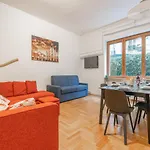 The Best Rent - Spacious Three-Bedroom Apartment In Moscova