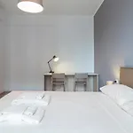 I Host Apartment - Ettore Ponti 48