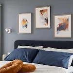 Blue & Orange House Lovely Modern Apartment