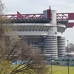 Luxury Apartment In San Siro Tesio 15