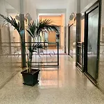 Apartment In The Center Of Milan / P.Ta Venezia
