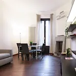 Elegant Apartment In Porta Romana - Tiraboschi