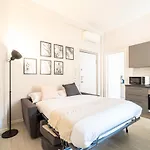 Easylife - Accogliente Residenza A Due Passi Dal Duomo