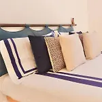 Bnbutler - Guercino, 8 - Renovated Design Apartment