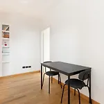 Milan Comfy Apartment X3 - With Balcony
