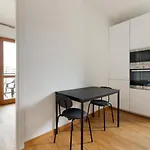 Milan Comfy Apartment X3 - With Balcony