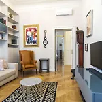 Easylife - Comoda Residenza Con Terrazzino Abitabile In Zona Sant Ambrogio