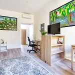 Joivy Bright Flat Near Sforzesco Castle