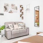 Pretty House Navigli-Duomo Netflix & Design