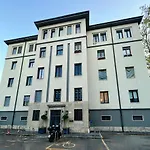 Rebecca\'S Milano Collection: Manzoni
