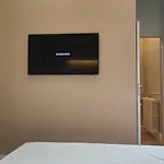 Marcora 6 R Luxury Living