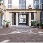 San Babila - Studio