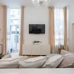 Luxury White Loft Orti 14