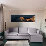 Hl Luxury Duomo Apartment - Via Torino, Montenapoleone