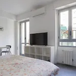 20Mins From Duomo - Renovated Apt Near City Center