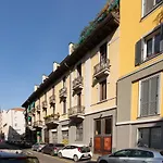 Porta Nuova Bright Studio With Balcony