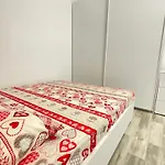 Milan Navigli Modern Apartment
