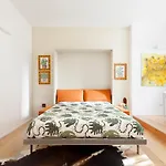 Fashion And Modern Home Fashion Area