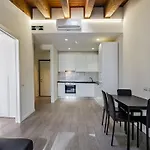 Lux Apartment 2 Milano Metro M2
