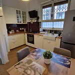 Melly\'S Home