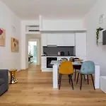 Bocconi Luxury Appartment