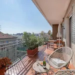Ferrucci, 10 - Elegante Oasi Urbana A Milano