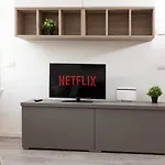 Van Gogh Exclusive Apartment