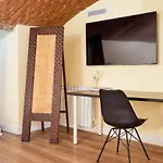 Joivy Modern And Spacious Family Flat
