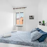 Mi8 -10 Minutes From The Duomo- Large Apartment
