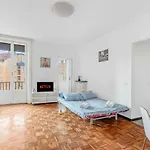 Mi8 -10 Minutes From The Duomo- Large Apartment