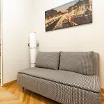 The Italian Design - 10 Minutes To Duomo