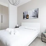 Milano Centro - Moderno Appartamento Con 2 Suite