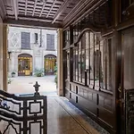 La Dolce Vita In Milan Center