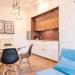 Guest Planet - Stylish Flat Bisceglie M1