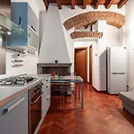 Ticinese Livings Comfy Suite - Full City Center