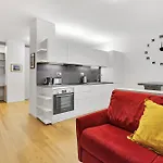 Design & Comfort - Loft In Milan\'S Historic Center
