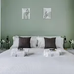 Zara Home - Central Station - 10\' Duomo - San Siro