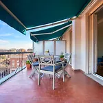 Spacious Penthouse With Panoramic Terrace - 20 Minutes From Duomo