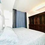 Milan Beautiful Apartment For 6 Peaple Close To The Red Metro