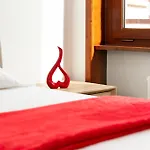 Free Parking - 5 Star - Sauna Luxury Apartment