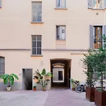 Compact And Charming Studio Porta Venezia